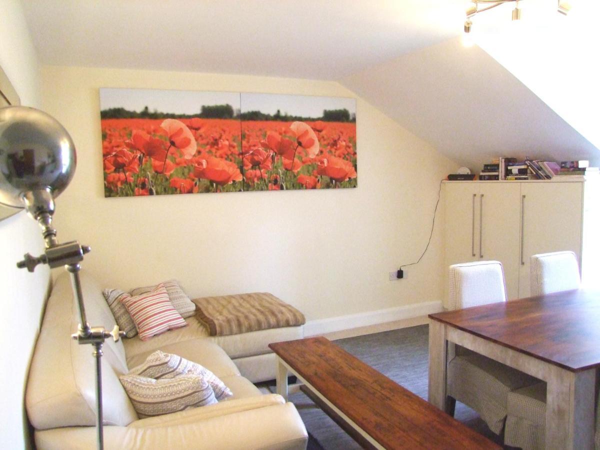 Glendalough Scenery Farmhouse Roundwood Esterno foto